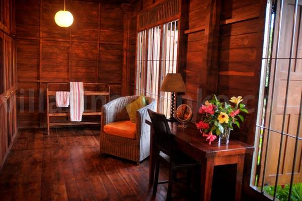 Teak House