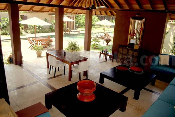 Elysium Pool Ambalama