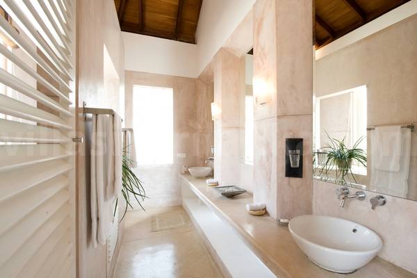 villa 3 bathroom